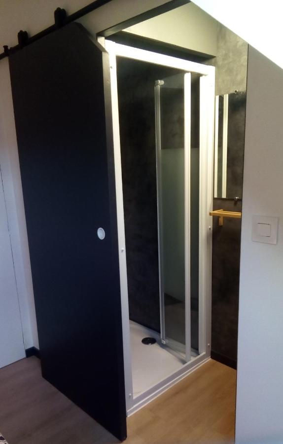 Les Appartements Du 31 - Centre Ville - 3E Etage - 35M2 Quimper Exteriér fotografie